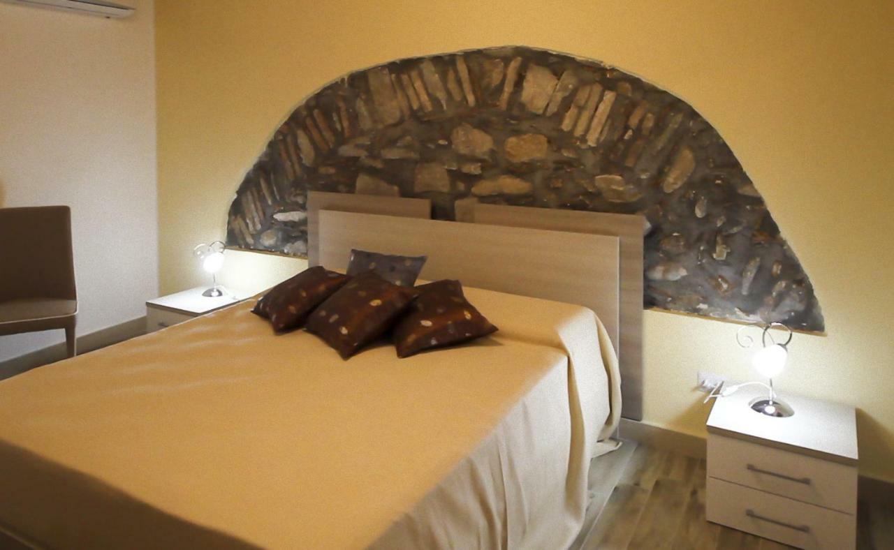 Casa Vacanze Camastra Санто-Стефано-ди-Камастра Экстерьер фото