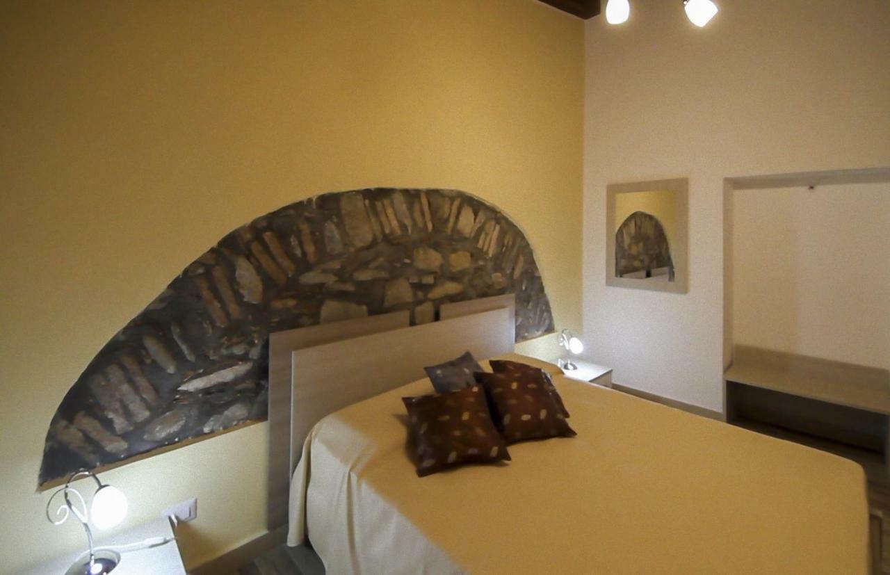 Casa Vacanze Camastra Санто-Стефано-ди-Камастра Экстерьер фото